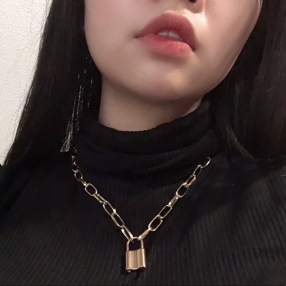 Choker Lock Necklace Layered Necklace - Picture 2 of 9